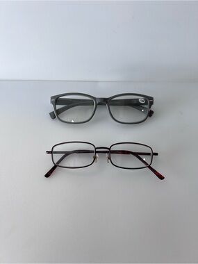 +2.50 & +3.00 Reading glasses
